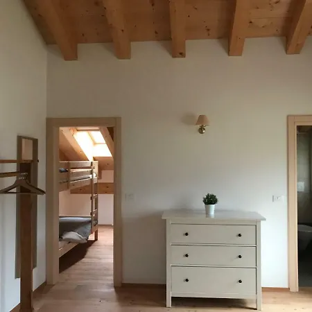 Delle Dolomiti アパート *